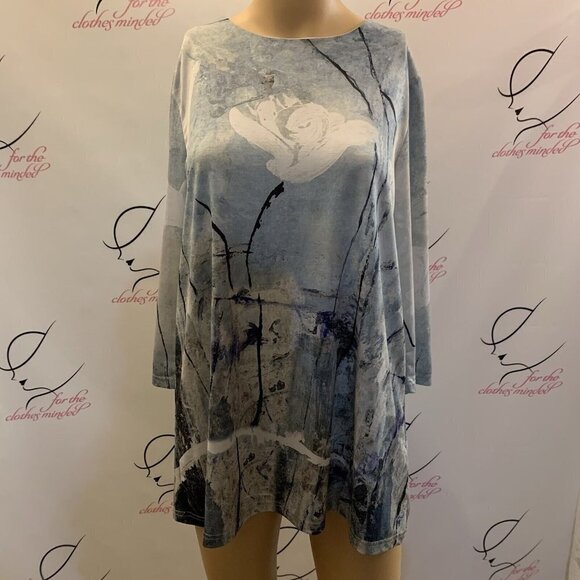 London. Size Small. Stretch Border Print Pullover Watercolor Print Top. B76 - Picture 1 of 6